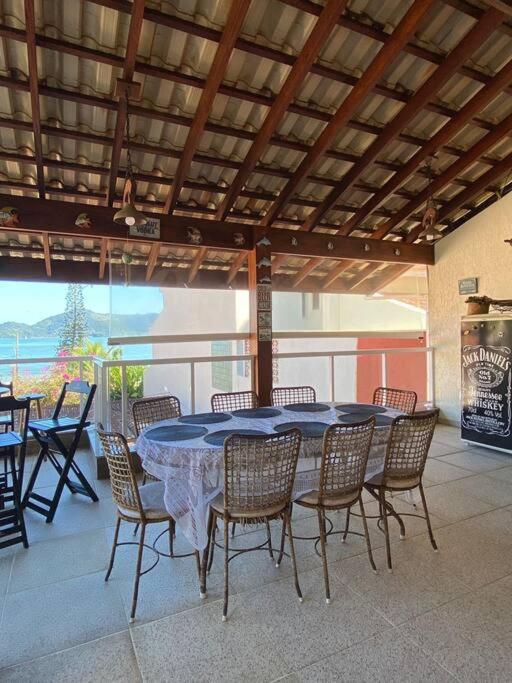 Espaco Maravilhoso Pe Na Areia Enseada 8 Pessoas Ubatuba